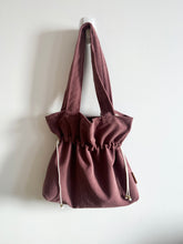 Load image into Gallery viewer, Oversized Drawstring Sherpa Tote
